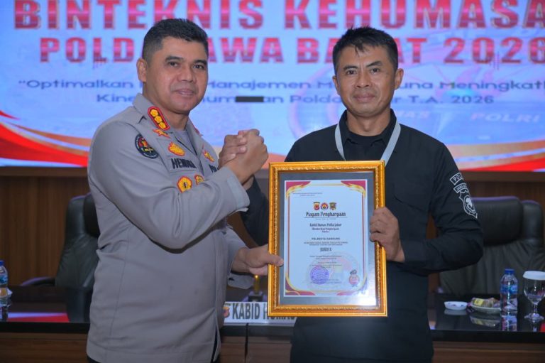 Humas Polresta Bandung Raih Juara 2 Kategori Akun Media Sosial dengan Followers Terbanyak