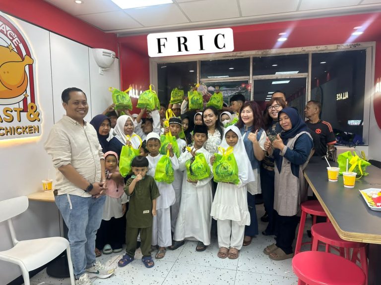FRIC Bersama Perwanti DKI Jakarta, Informasi TV, dan PT. SAYA Adakan Bukber Bersama Anak Yatim