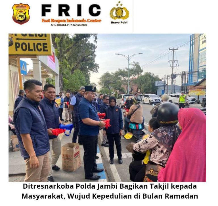 Ditresnarkoba Polda Jambi Bagikan Takjil kepada Masyarakat, Wujud Kepedulian di Bulan Ramadan