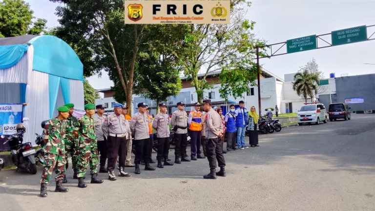 Giat Apel Pagi Pospam mudik lebaran tahun 2026 di Depan Terminal Kertawangunan Kuningan.