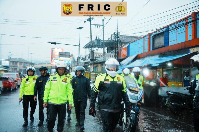 Polda Jabar gelar Patroli Penguraian Arus Macet di Jalur Limbangan–Gentong dalam Operasi Ketupat Lodaya 2026