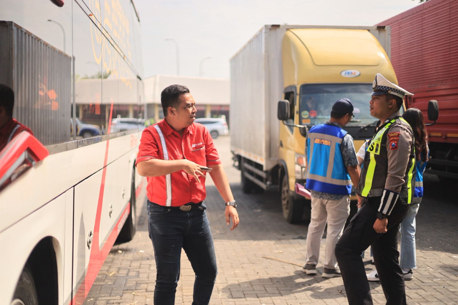 Pastikan Keselamatan Pemudik, Rampcheck Bus Dilakukan di Rest Area 726 B Wringinanom