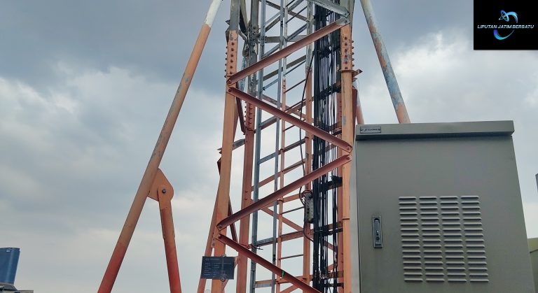 Diduga Abaikan Aturan, Tower Tanpa Izin di Pakis Belum Dibongkar, Satpol PP Kota Surabaya Dipertanyakan