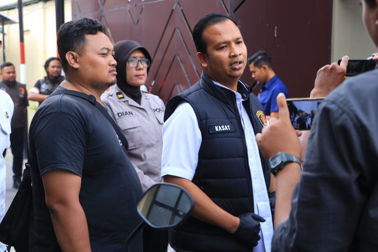 Polres Ngawi Ungkap Penyalahgunaan BBM Bersubsidi, Pelaku dan 315 Liter Solar Diamankan