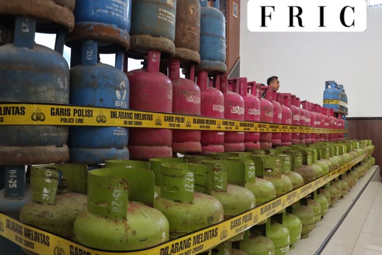 Keuntungan Rp.96 Ribu Per Tabung, Polres Indramayu Ringkus Pengoplos Gas LPG