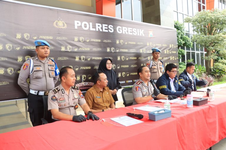 Polres Gresik Amankan Tersangka Penipuan Rekrutmen ASN Modus Jual Beli SK Palsu