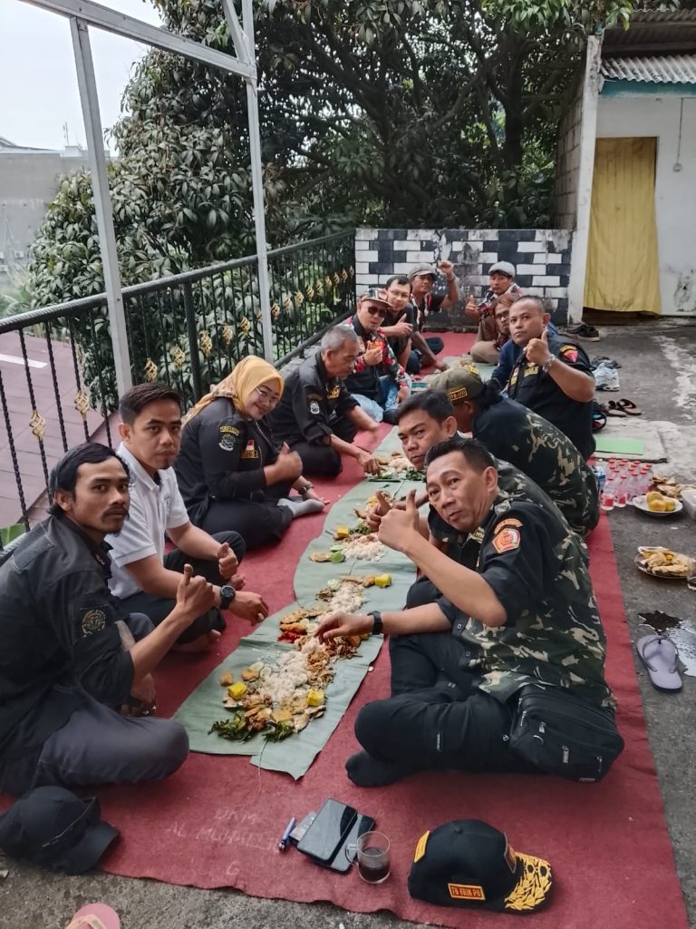 Pererat Silaturahmi, Presidium Ormas Kota Bogor Gelar Konsolidasi Legalitas dan Tradisi “Ngeliwet” Bareng