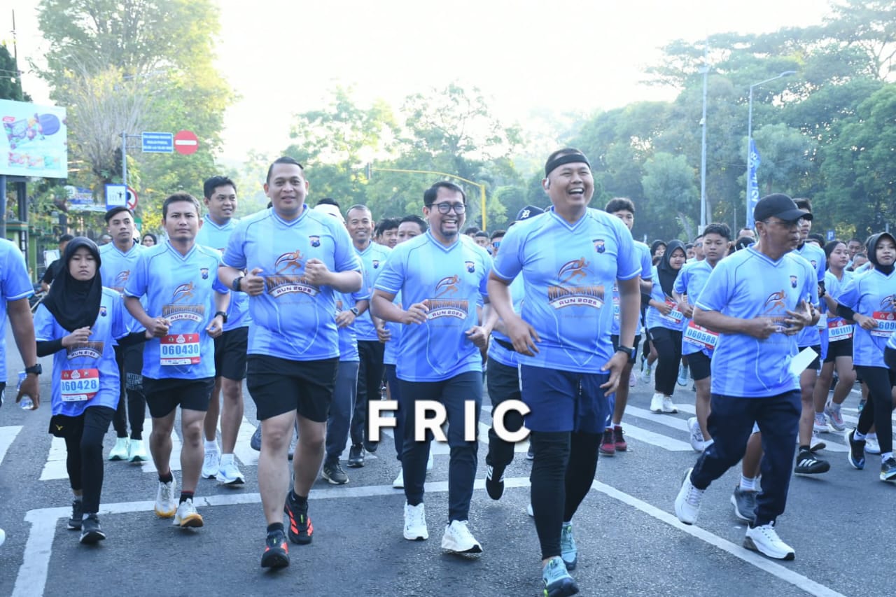 Kapolres Bersama Dandim 0822 Bondowoso Kompak Berlari Bersama, Dukung Gaya Hidup Sehat Melalui Bhayangkara Run 2026