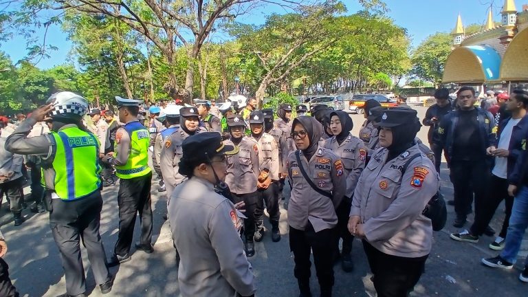 Polres Pelabuhan Tanjung Perak Kerahkan 696 Personel Amankan Pengesahan Warga Baru PSHT di Surabaya