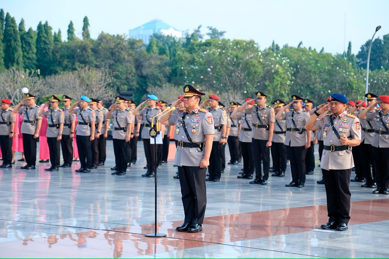 Polri Gelar Ziarah dan Tabur Bunga Jelang Hari Bhayangkara ke-80