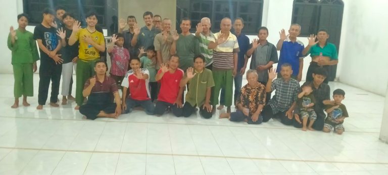 Demi Menjaga Ketahanan Fisik dan Mental,Pesilat ASAD Rungkut Gelar Latihan Rutin 