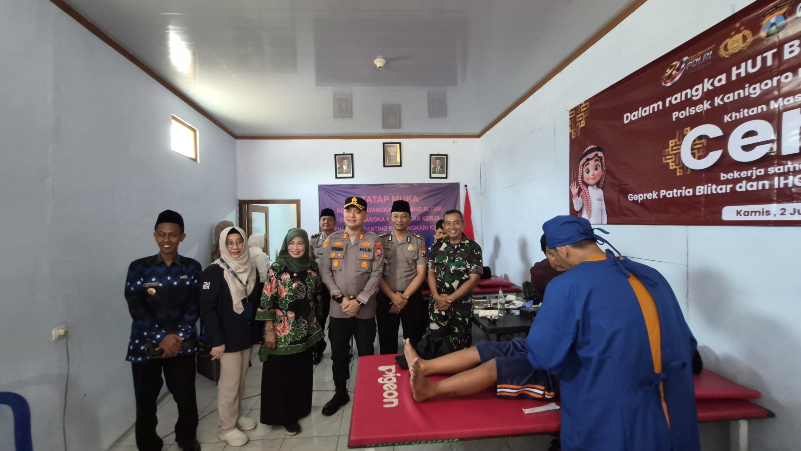 Hari Bhayangkara ke – 80 Polres Blitar Gelar Khitanan Massal Gratis di Kanigoro