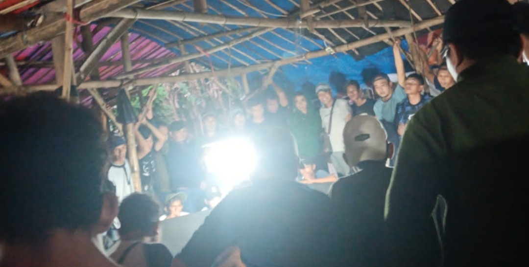 Diduga Kebal Hukum, Arena Sabung Ayam di Karang Wungu Kenanten Mojokerto Terus Beroperasi