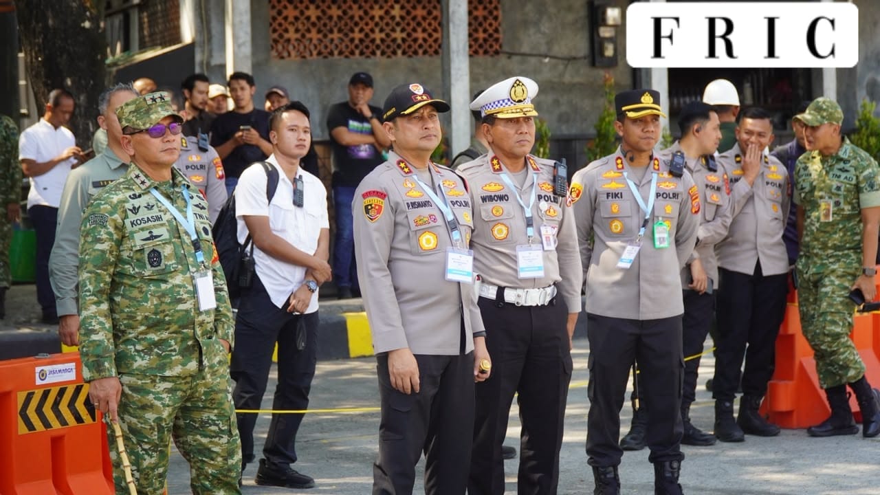 POLDA JABAR KAWAL KUNKER VVIP PRESIDEN PRABOWO DI KM 57 TOL JACI, SITUASI KONDUSIF