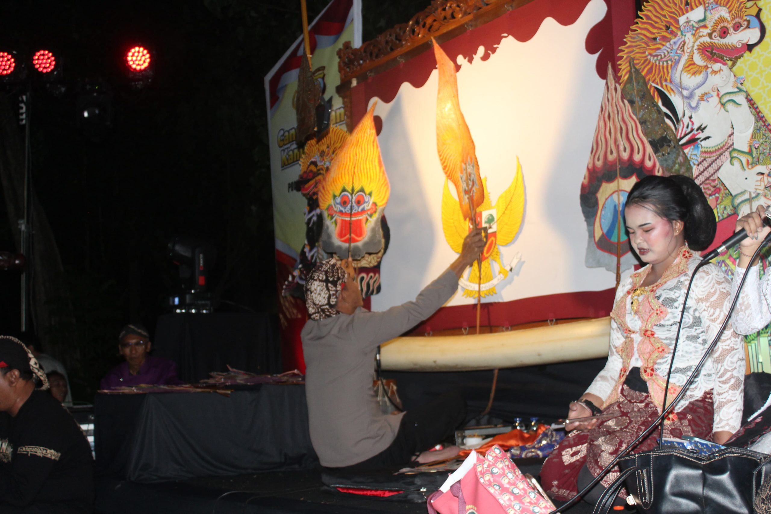 Gelar Wayang Cangkrukan, Polres Kediri Kota Edukasi Kamtibmas Lewat Seni Budaya