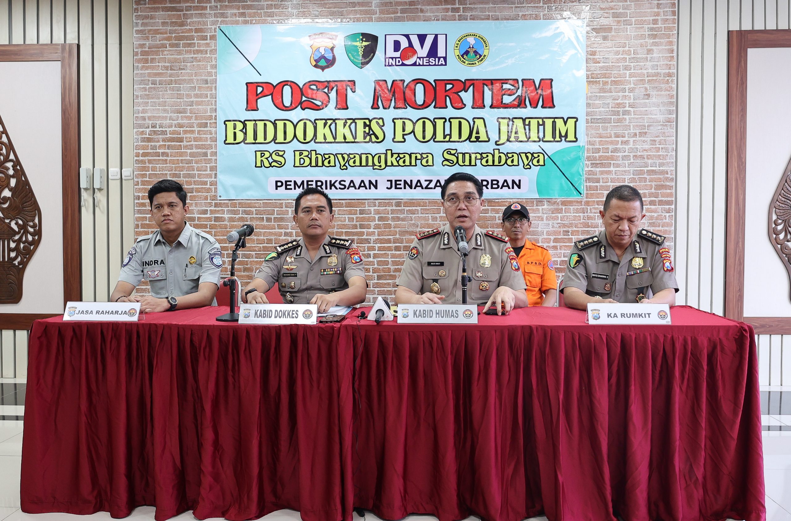 Tim DVI Polda Jatim Berhasil Identifikasi Lima Jenazah Korban KM Mutiara Sentosa II