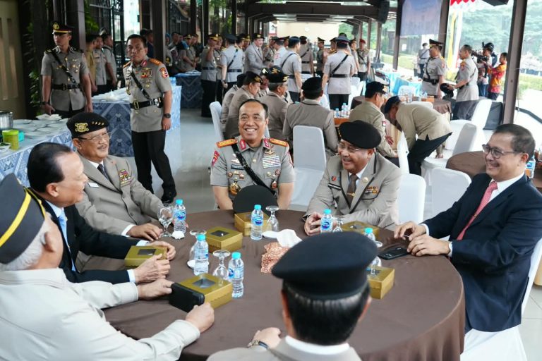 Momen Istimewa Hari Juang Polri, Para Mantan Kapolri dan Wakapolri Berkumpul di Mabes Polri